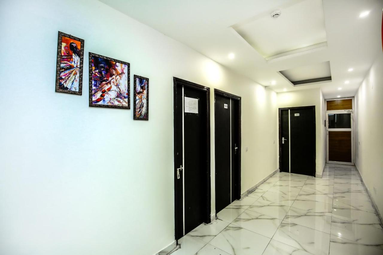 Hotel Wisteria -Main Highway Hotel Zirakpur Exterior foto